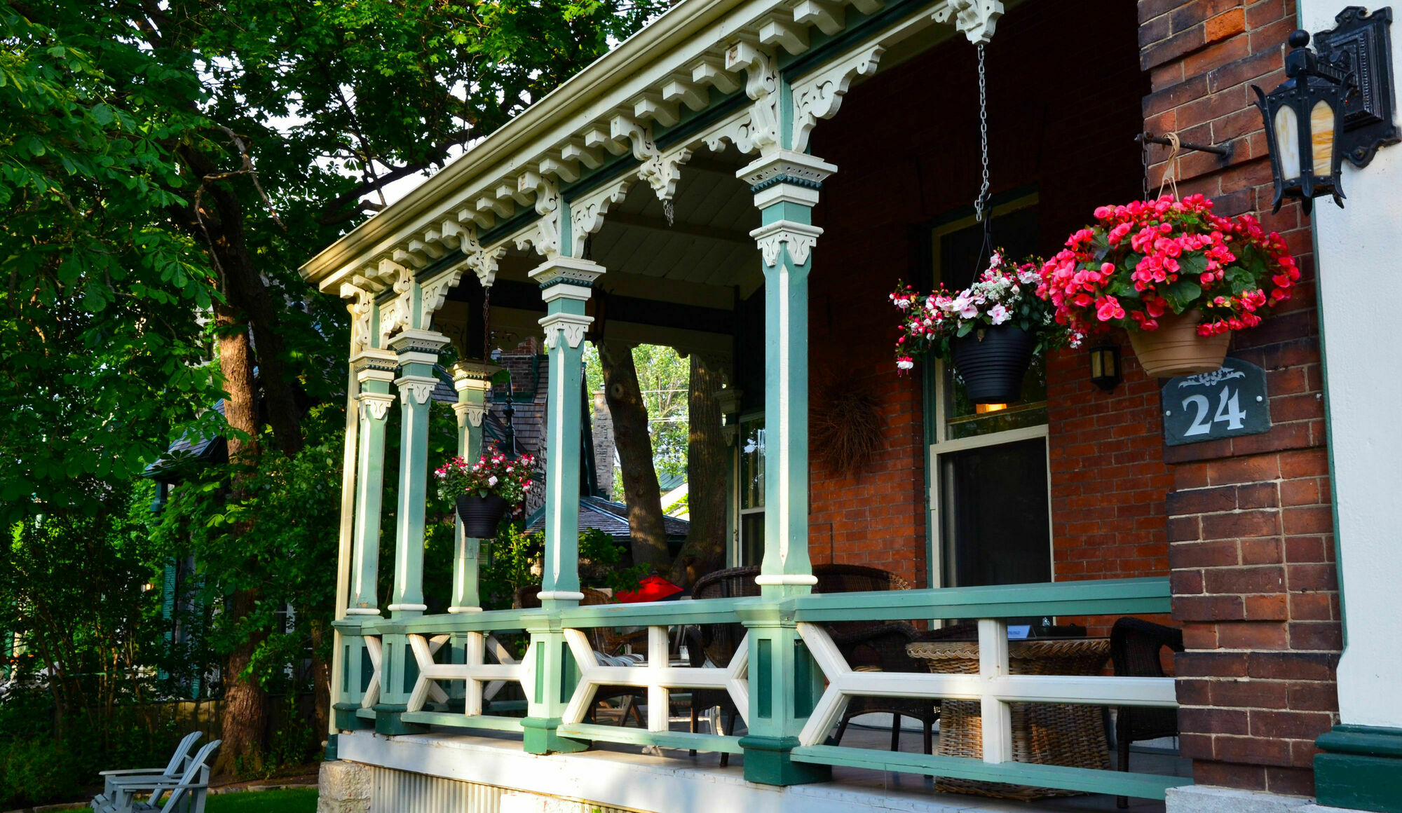 Hochelaga Inn Kingston Esterno foto